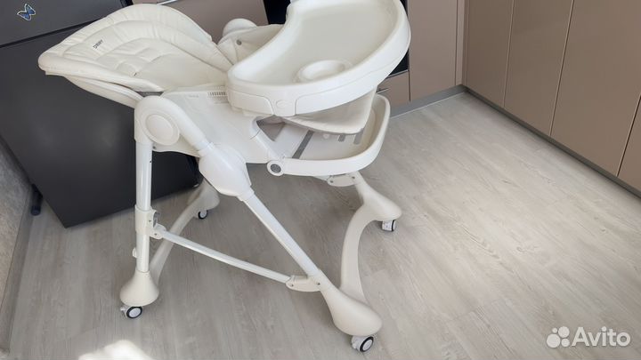 Стульчик для кормления tommy bon appetit