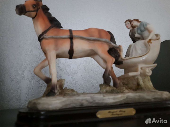 Керамическая старинная статуэтка Австрия 1877г