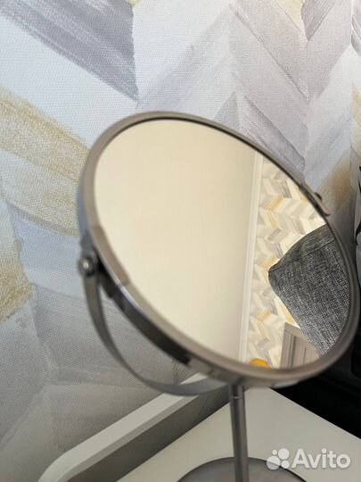 Косметическое зеркало IKEA trensum