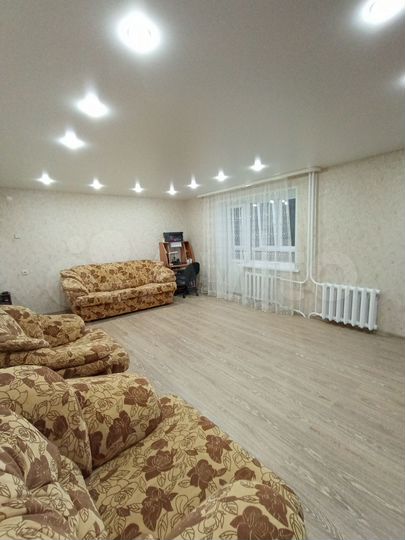 2-к. квартира, 100 м², 2/5 эт.
