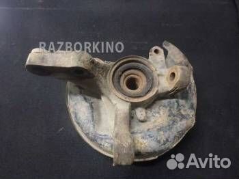 Кулак передний левый