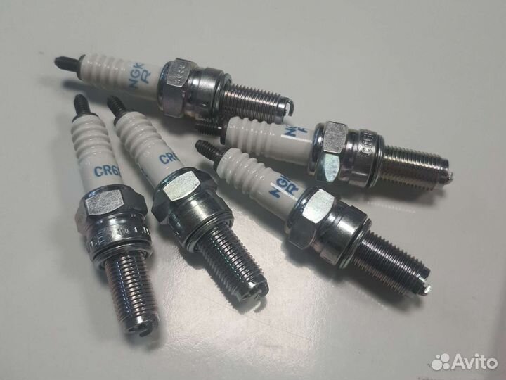 Свеча квадроцикла cr6e