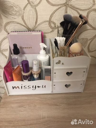 Комод для косметики