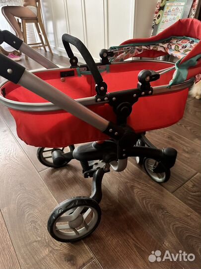 Коляска для кукол