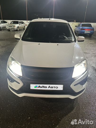 LADA Granta 1.6 МТ, 2015, 320 000 км