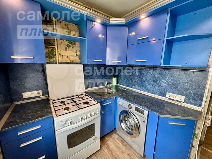 3-к. квартира, 58 м², 4/9 эт.