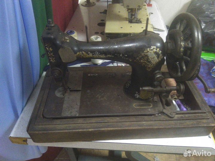 Швейная машинка