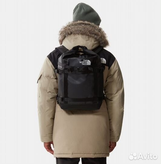 Рюкзак the north face commuter roll top