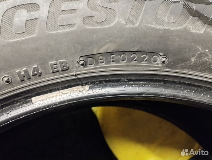 Bridgestone Blizzak DM-V2 255/55 R19 111T