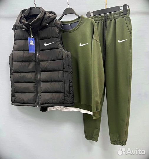 Спортивный костюм Nike новый