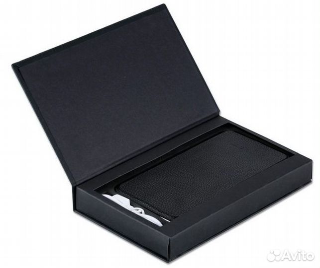 Внешний аккумулятор на солнечных батареях