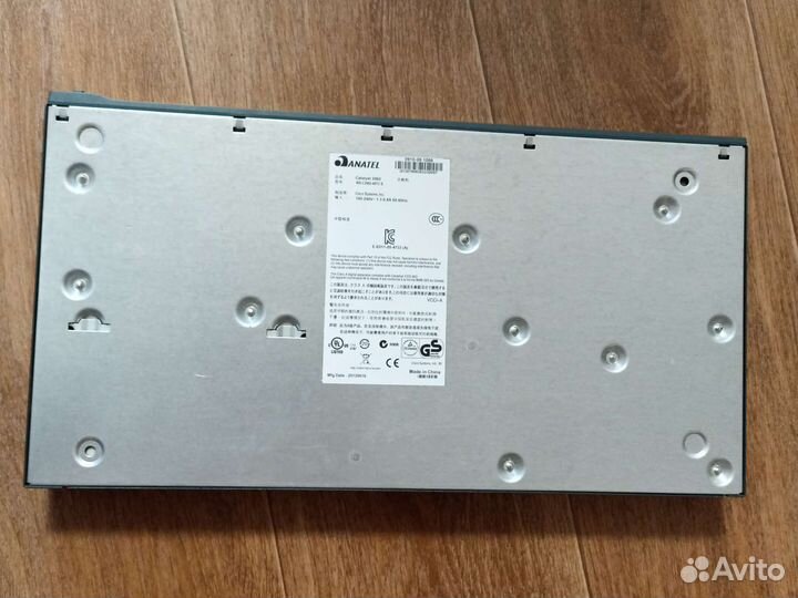 Коммутатор cisco WS-C2960-48TC-S