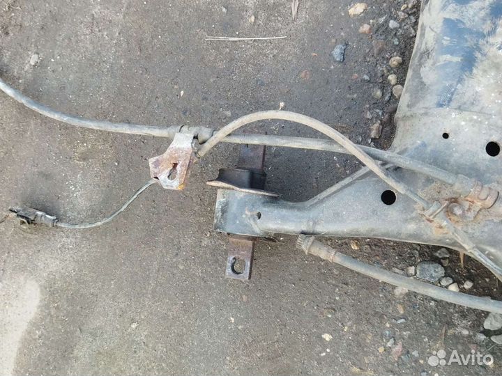 Задняя балка голая митсубиси кольт