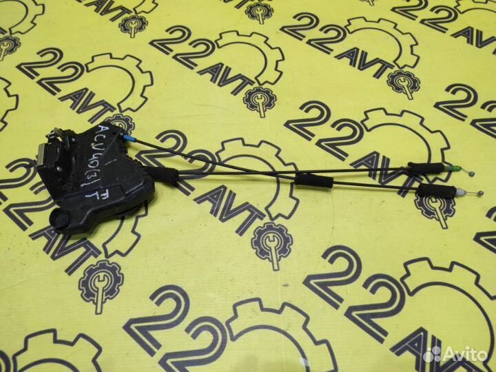 Замок двери передний левый Toyota Camry ACV40