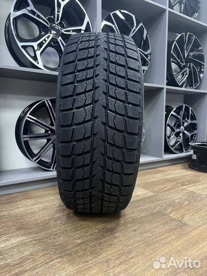 Leao Winter Defender Ice I-15 SUV 275/40 R19 101T