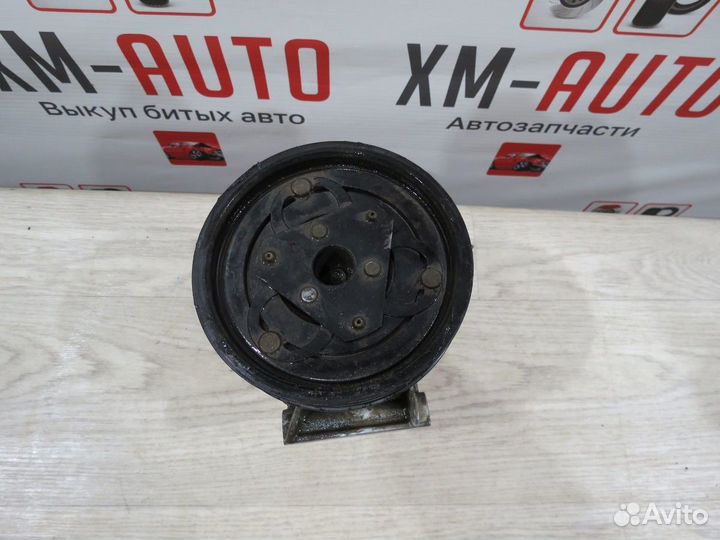 Компрессор кондиционера Renault Sandero 2