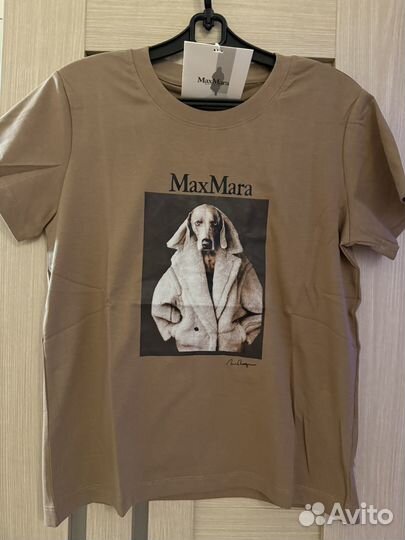 Новая стильная футболка Max Mara