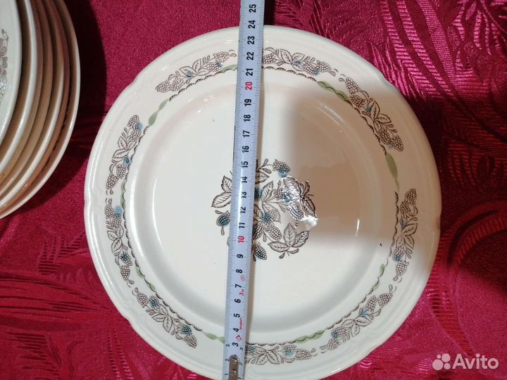 Тарелочки разные, зик