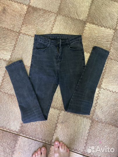 Джинсы