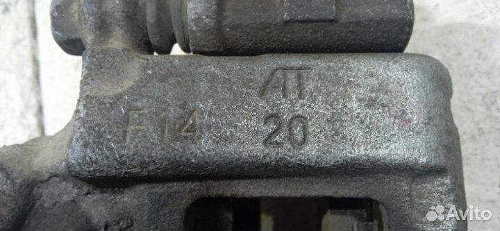 Суппорт задний правый Toyota Land Cruiser Prado