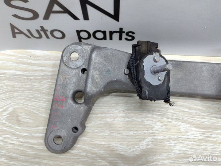 Кронштейн АКПП Bmw 3 F30 N55B30 2013