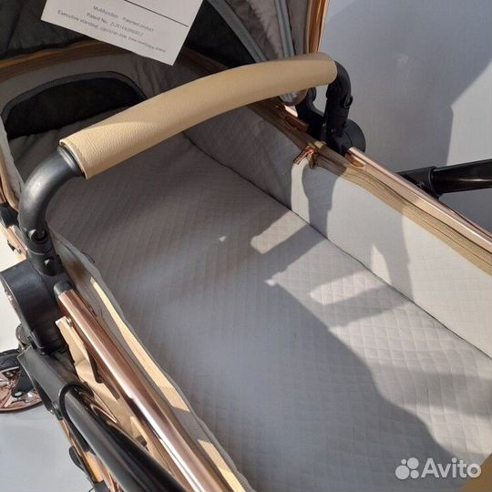 Коляска 3 в 1 Luxmom 608 экокожа черный