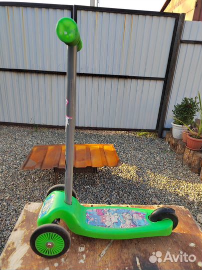Самокат детский трехколесный