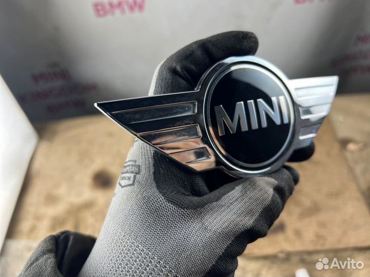 Эмблема Mini Countryman F60 B47C20 2018