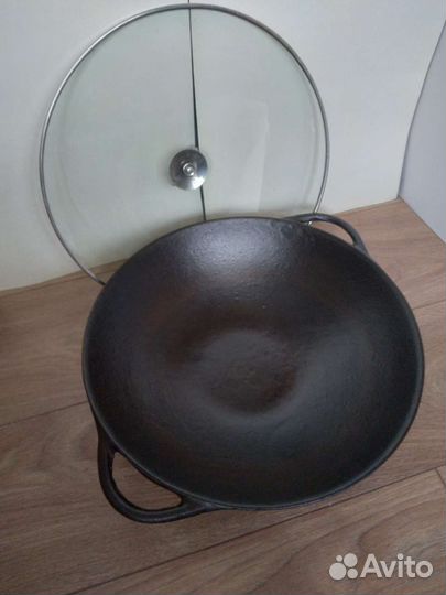 Большая чугунная сковорода BOK