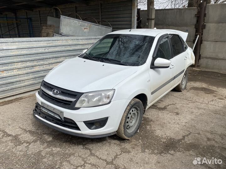 В полном разборе LADA Granta 2014г Полный Люкс