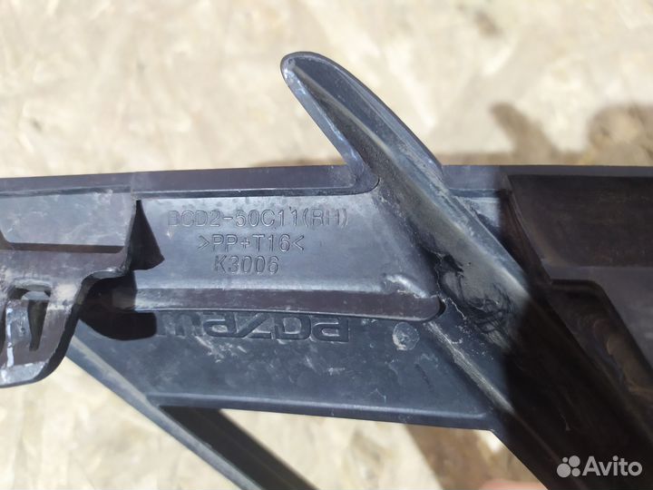 Решетка в бампер Mazda 3 (BK) 2002-2009