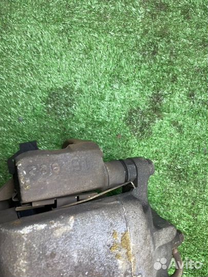 Суппорт тормозной передний правый Mazda 6 GH L5