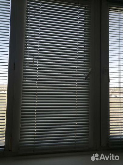 Жалюзи горизонтальные