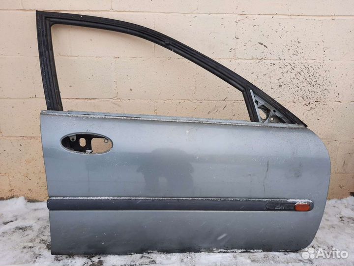 Дверь renault laguna 1