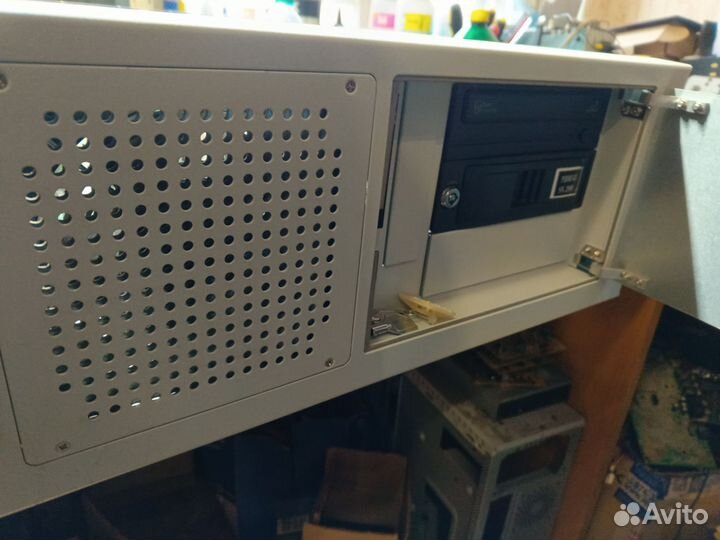 Промышленный Компьютер можно по частям