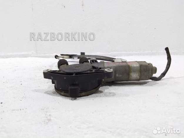 Стеклоподъемник электрический задний левый 72750SR