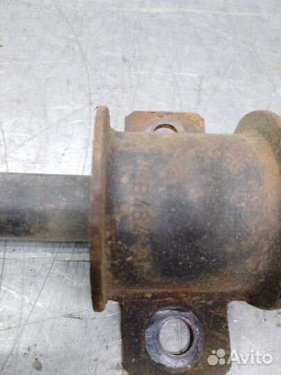 Стабилизатор задний Ford C-Max 2003-2010 минивэн 1