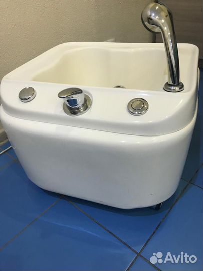 Педикюрная ванночка передвижная