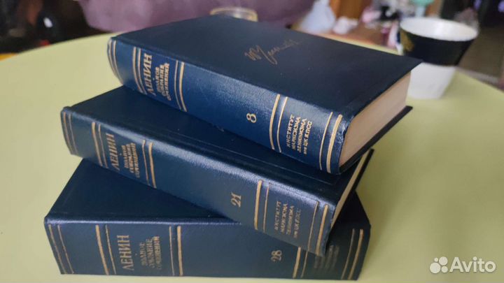 Старинные книги