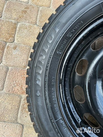 Dunlop SP Winter Ice 01 195/65 R15