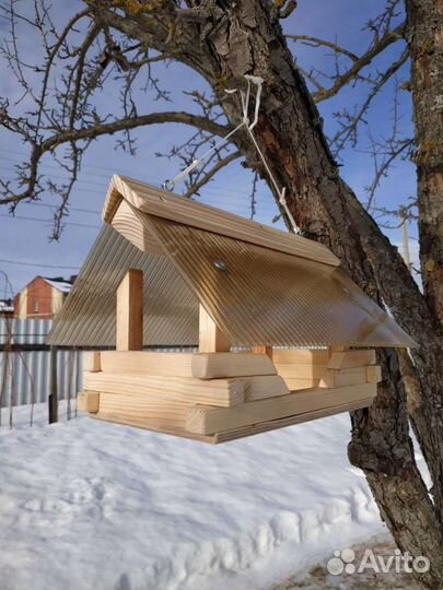 Кормушка для птиц