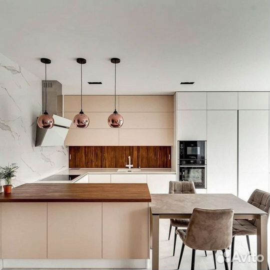 Кухонный гарнитур на заказ от фабрики