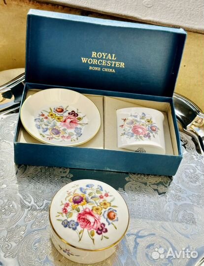 Шкатулка ваза фарфор Royal Worcester винтаж Англия