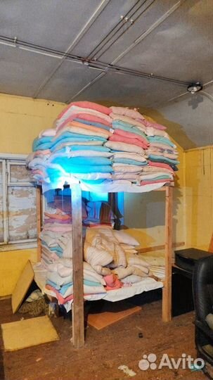 Подушки перьевые бу