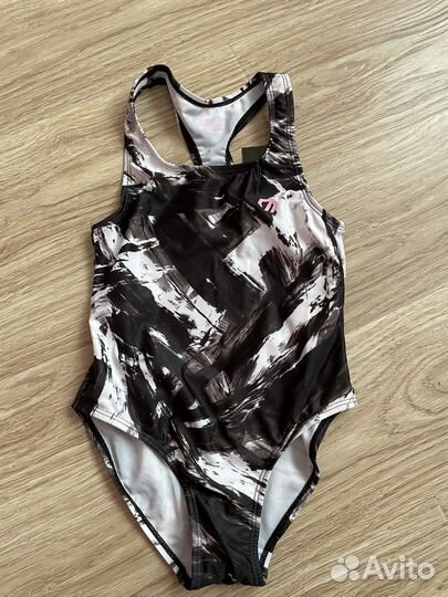 Новый купальник р-р 122-128