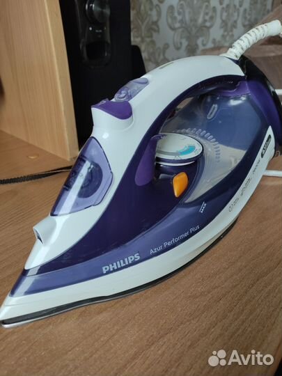 Утюг Philips Azur Performer Plus GC4525