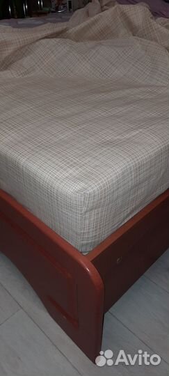 Простыня на резинке новая