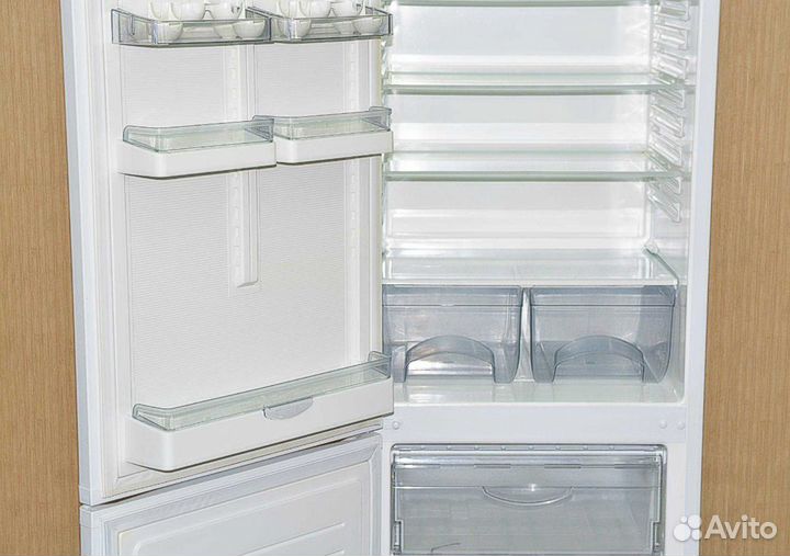 Холодильник Атлант. В сост. Новой
