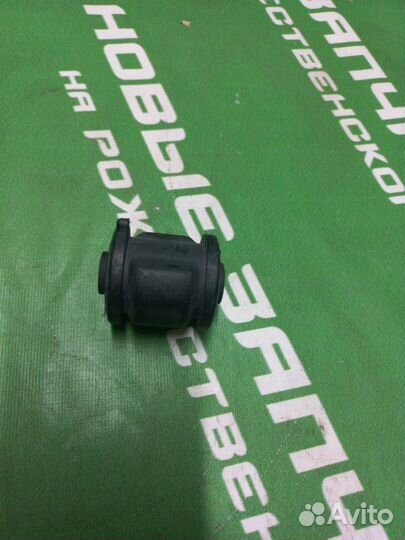 Сайлентблок рычага подвески Toyota Camry 1994