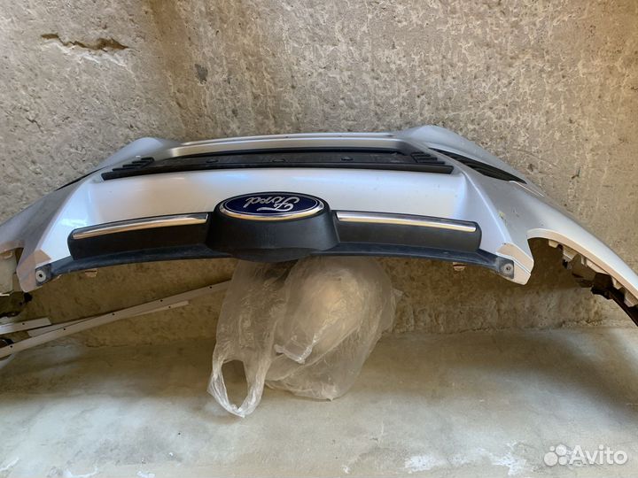 Бампер передний ford focus 3